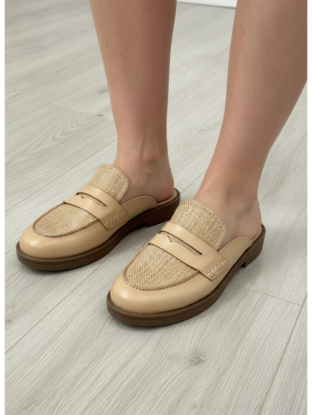 Marc Fisher Beige Woven Leather Slip-On Loafer Mules Size7.5